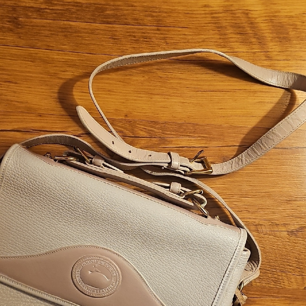 Rare Dooney & Bourke Cream and Light Pink Crossbody Bag - READ description - Picture 10 of 12